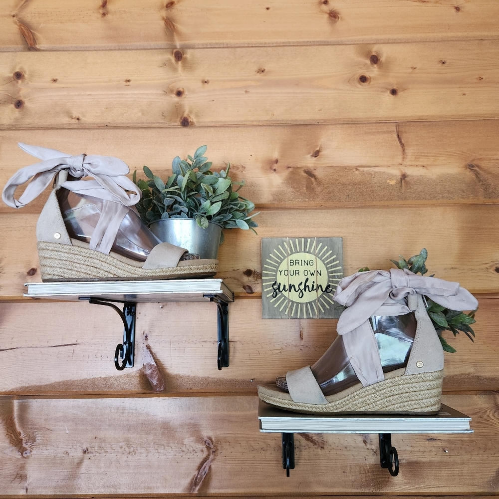 UGG Australia Trina Wedge Espadrille Jute Platform Sandals Ribbon 1099693 Sz 7.5